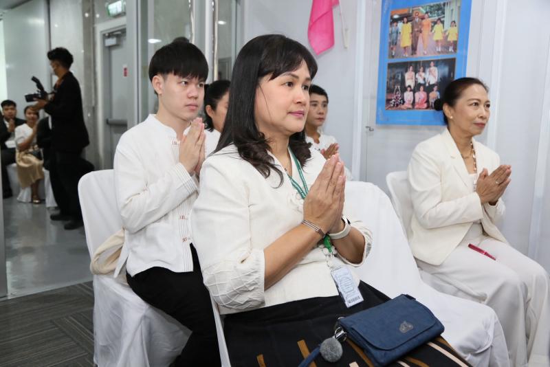 นางสาวสุนีย์ ศรีส�