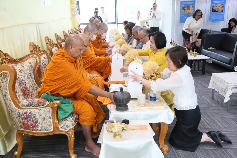 นางสาวสุนีย์ ศรีส�