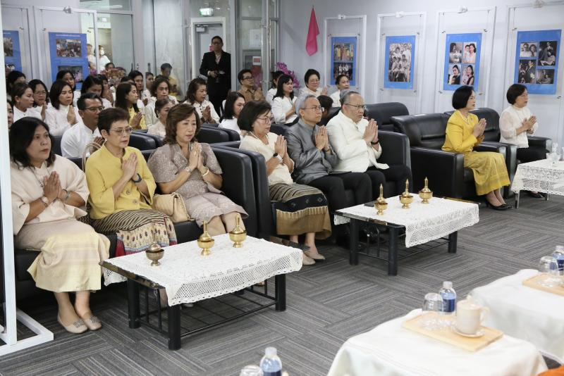 นางสาวสุนีย์ ศรีส�