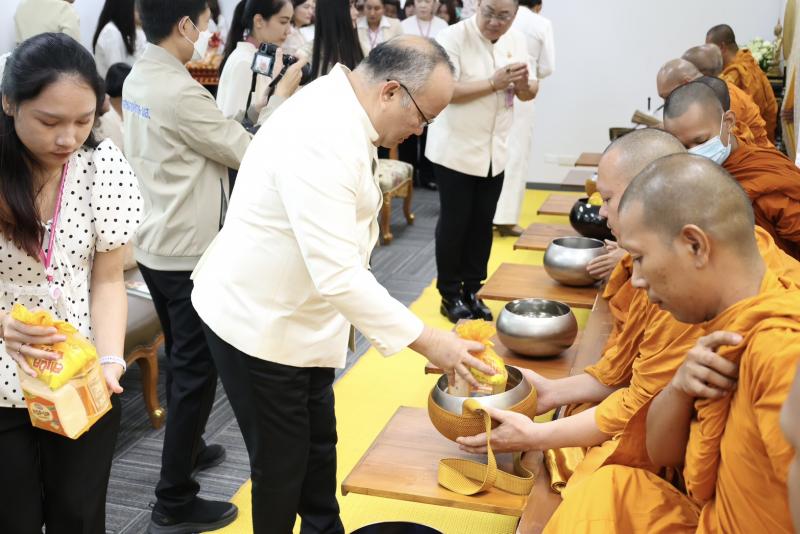 ปลัด พม. เป็นประธา�