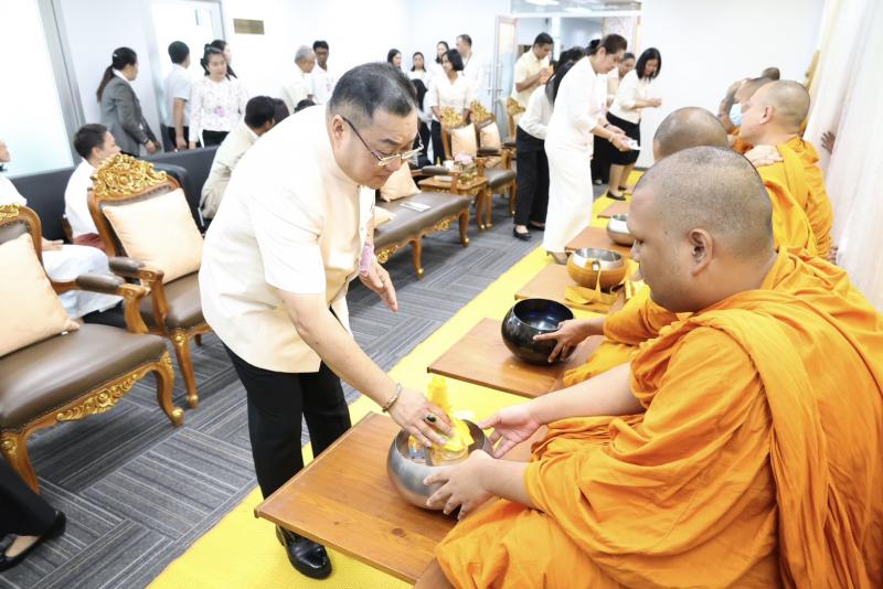 ปลัด พม. เป็นประธา�