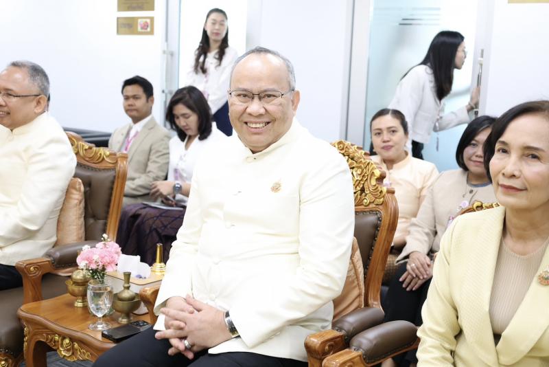 ปลัด พม. เป็นประธา�
