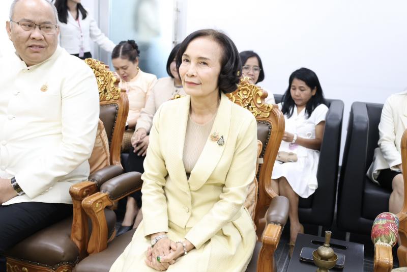 ปลัด พม. เป็นประธา�