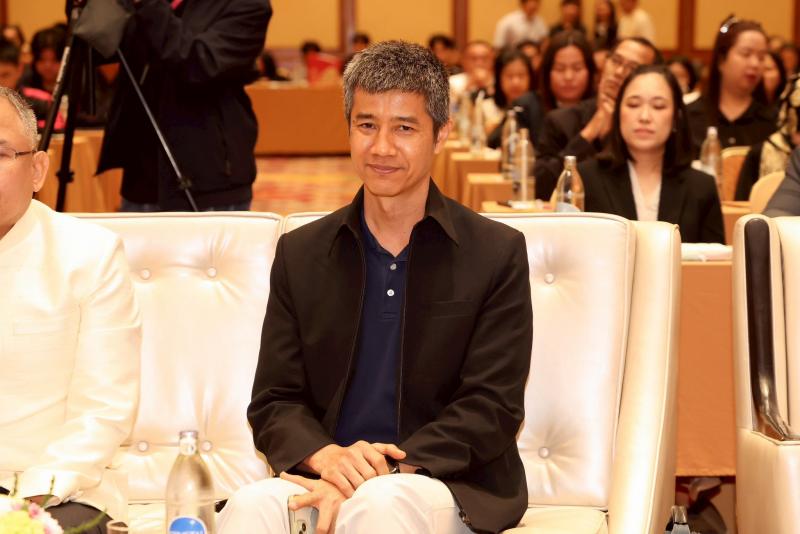 ปลัด พม. เป็นประธา�