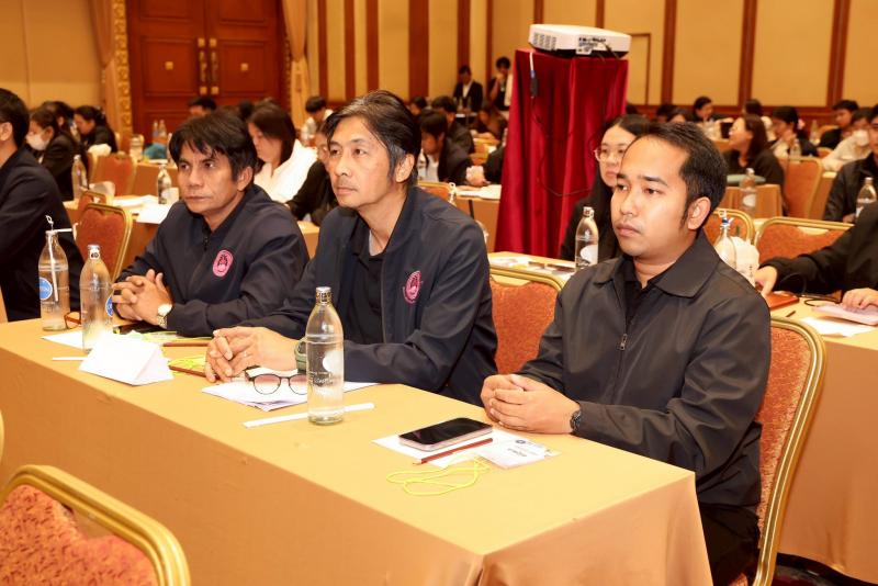 ปลัด พม. เป็นประธา�
