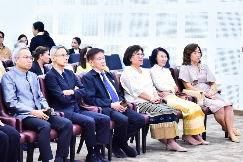 นางสาวสุนีย์ ศรีส�