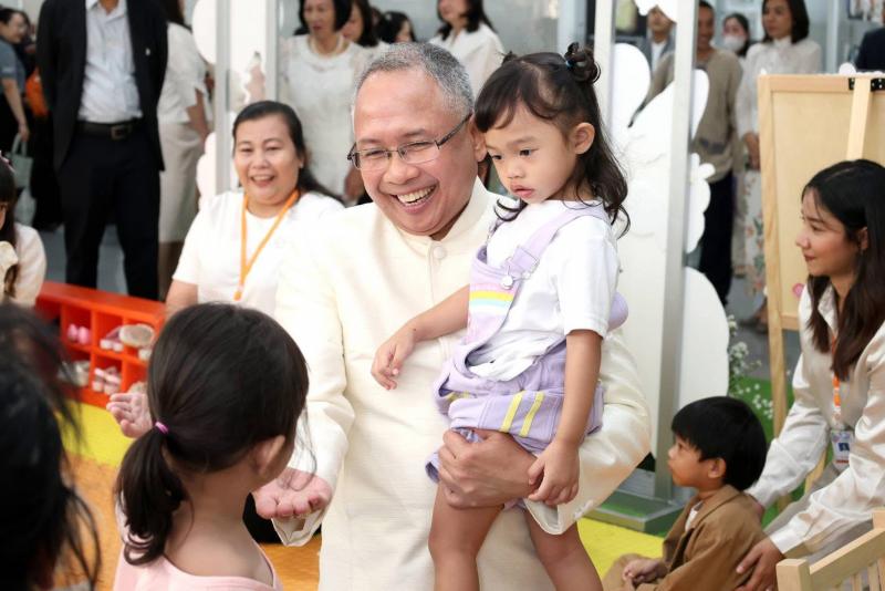 พม. จัดงาน ครบรอบ 11 �