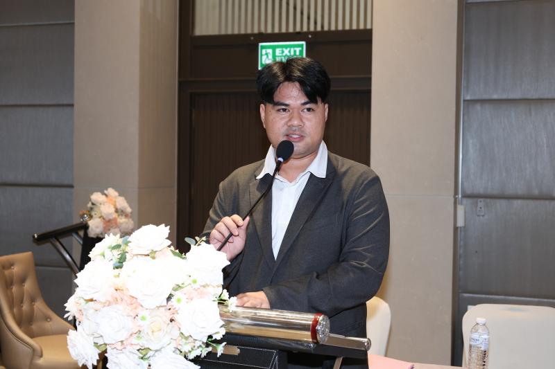นางเตือนใจ คงสมบั�