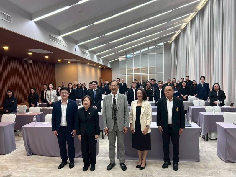 นางสาวสุนีย์ ศรีส�