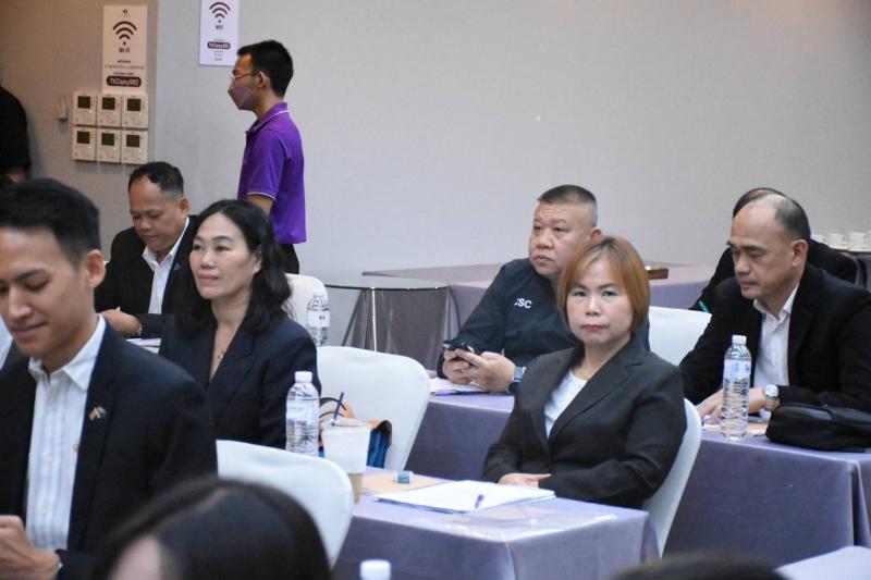 นางสาวสุนีย์ ศรีส�