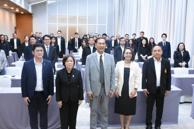 นางสาวสุนีย์ ศรีส�