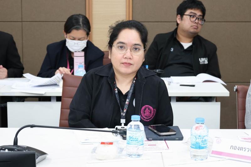 นางเตือนใจ คงสมบั�