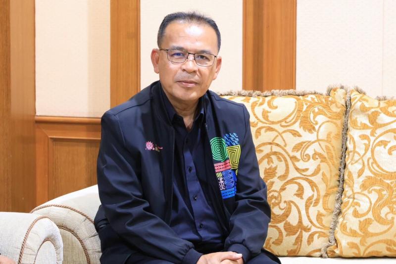 นายอุเทน ชนะกุล ผู