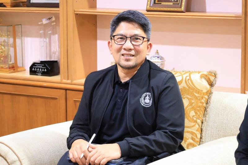 นายอุเทน ชนะกุล ผู