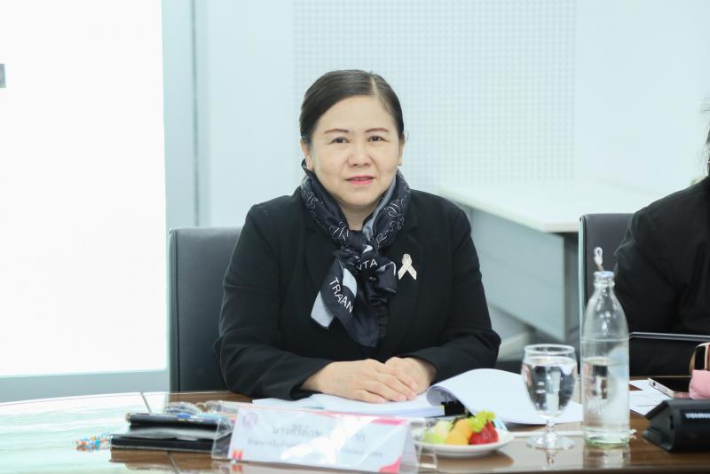นางสาวสุนีย์ ศรีส�
