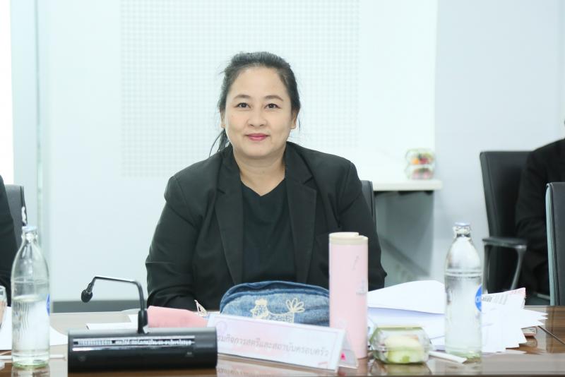 นางสาวสุนีย์ ศรีส�