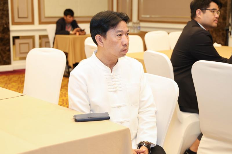 นางเตือนใจ คงสมบั�