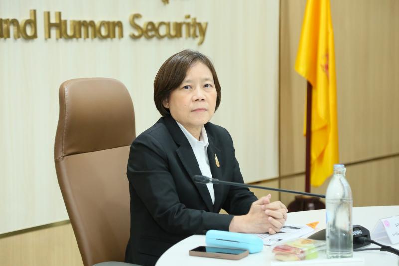 นางสาวสุนีย์ ศรีส�