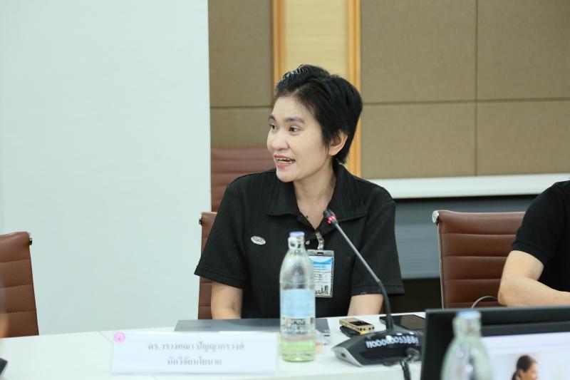 นางสาวสุนีย์ ศรีส�