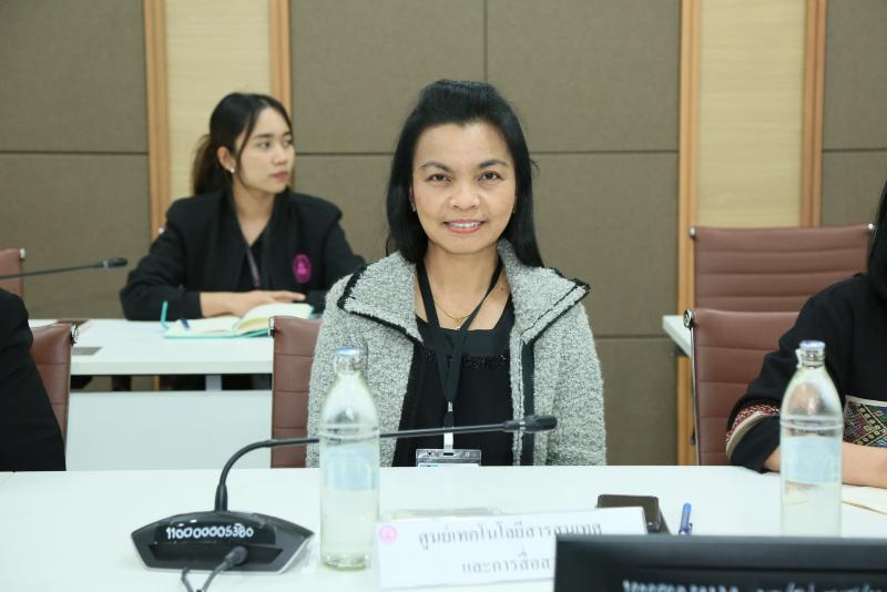 นางสาวสุนีย์ ศรีส�