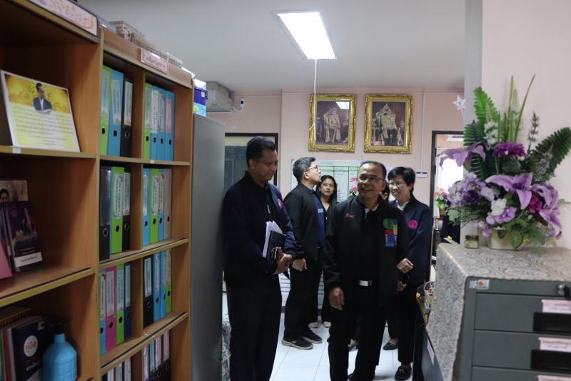 นายอุเทน ชนะกุล ผู