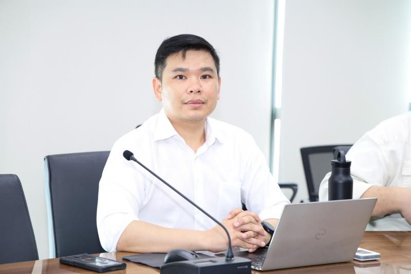 นางศิริลักษณ์ มีม�