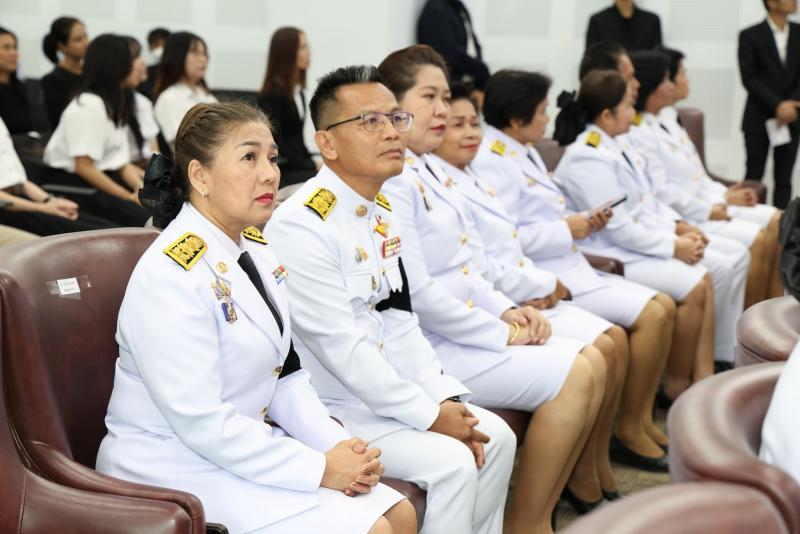 ปลัด พม. เป็นประธา�