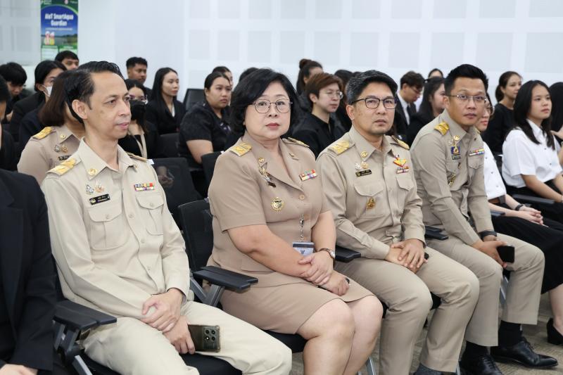 ปลัด พม. เป็นประธา�
