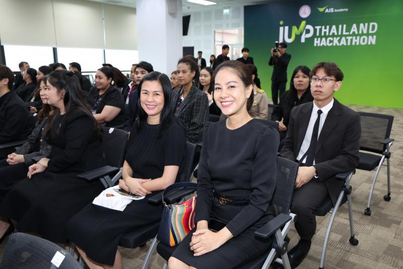 ปลัด พม. เป็นประธา�