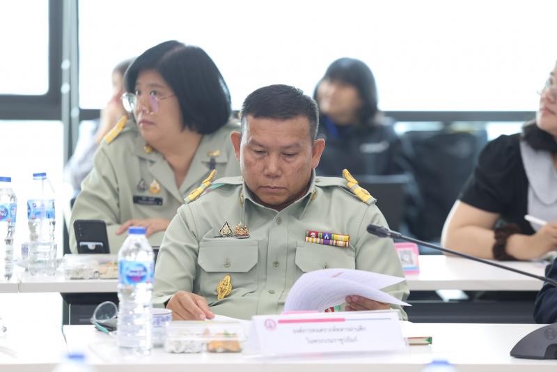 ปลัด พม. เป็นประธา�