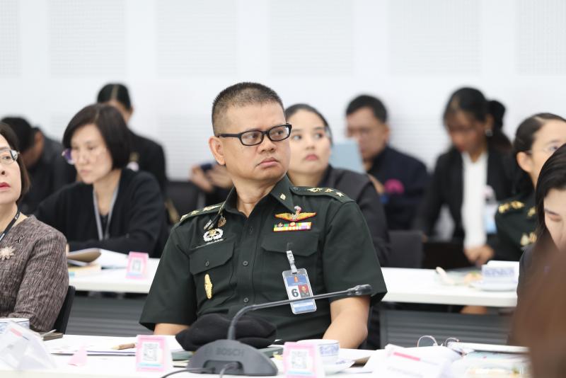 ปลัด พม. เป็นประธา�