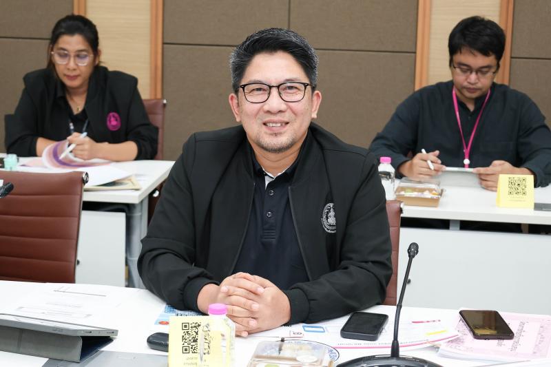 ปลัด พม. เป็นประธา�