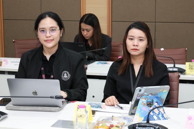ปลัด พม. เป็นประธา�