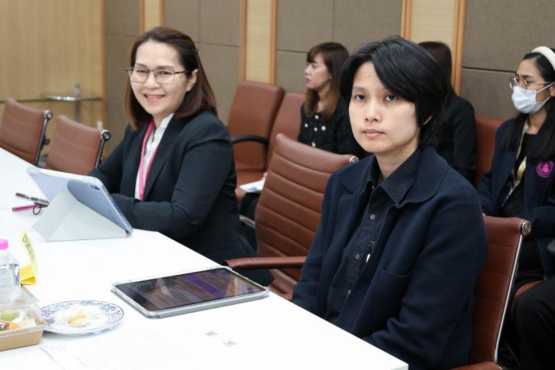 ปลัด พม. เป็นประธา�