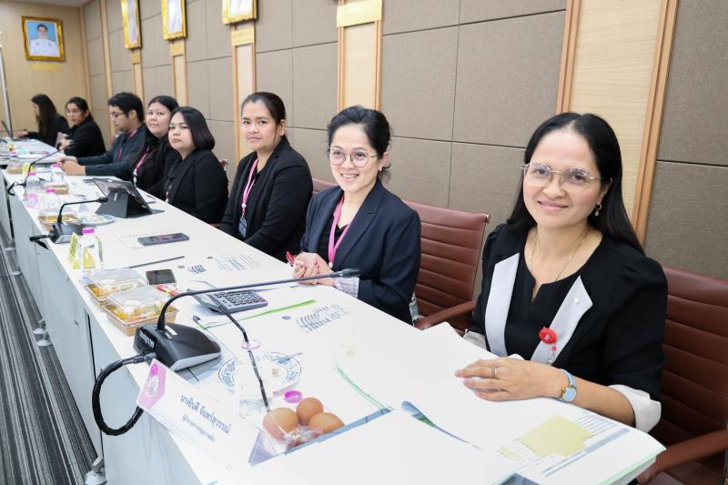 ปลัด พม. เป็นประธา�