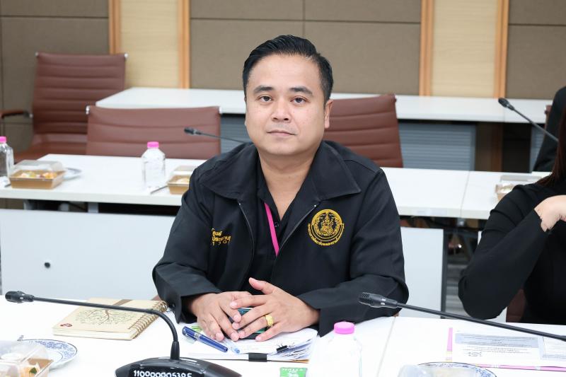 ปลัด พม. เป็นประธา�