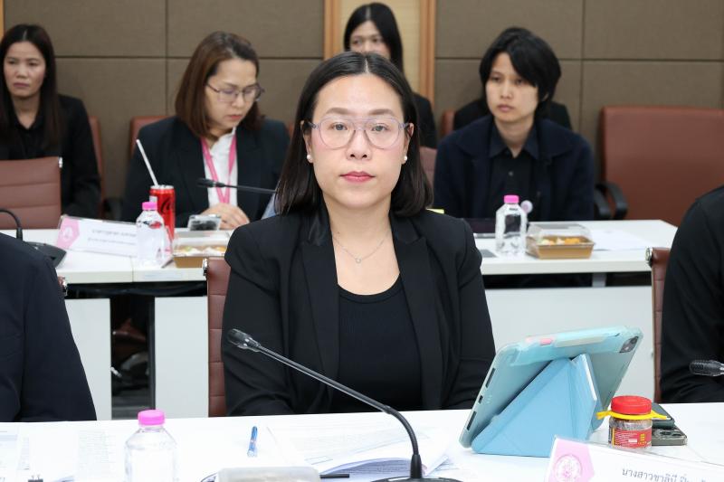 ปลัด พม. เป็นประธา�