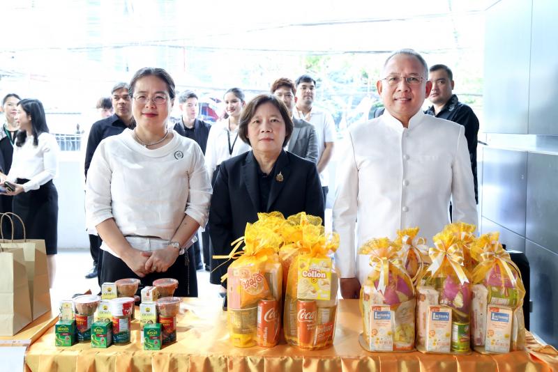 ปลัด พม. เป็นประธา�