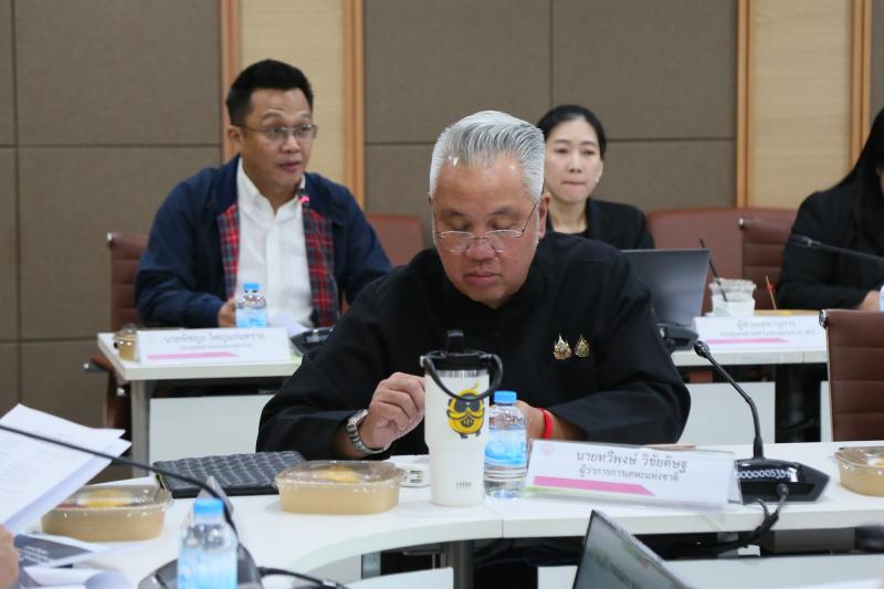 ปลัด พม. เป็นประธา�