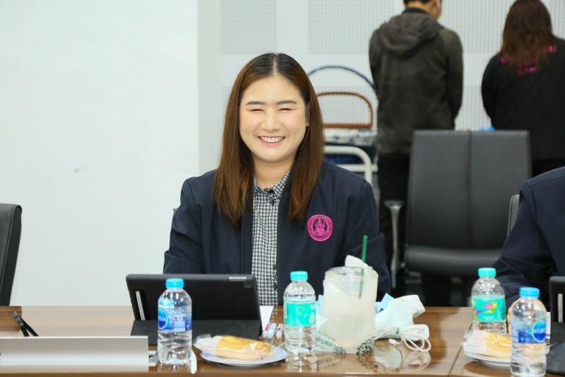 นางสาวสุนีย์ ศรีส�