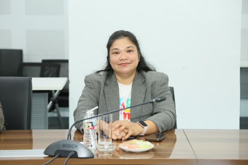 นางสาวสุนีย์ ศรีส�