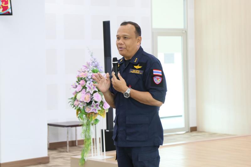 นางเตือนใจ คงสมบั�