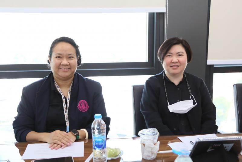 นางสาวสุนีย์ ศรีส�