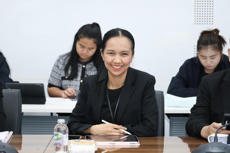 นางสาวสุนีย์ ศรีส�