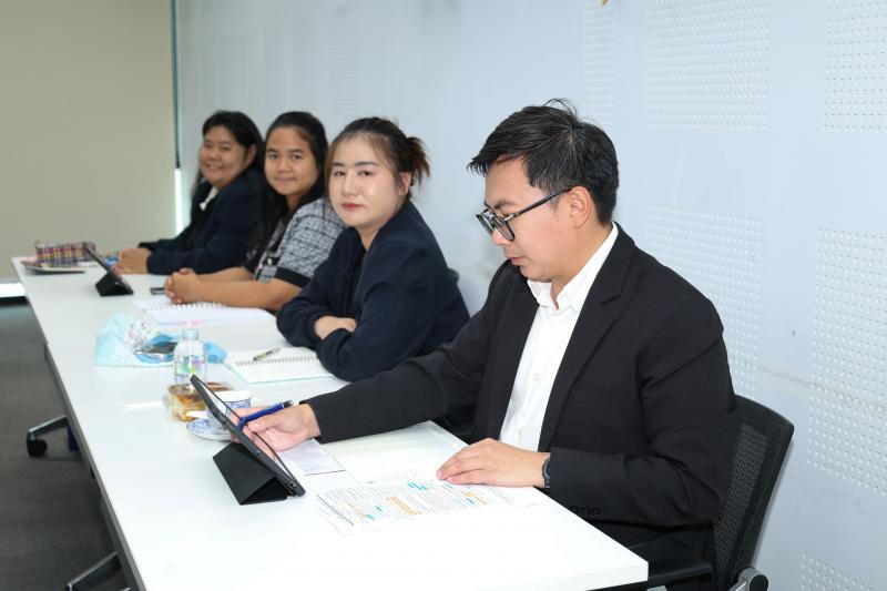 นางสาวสุนีย์ ศรีส�