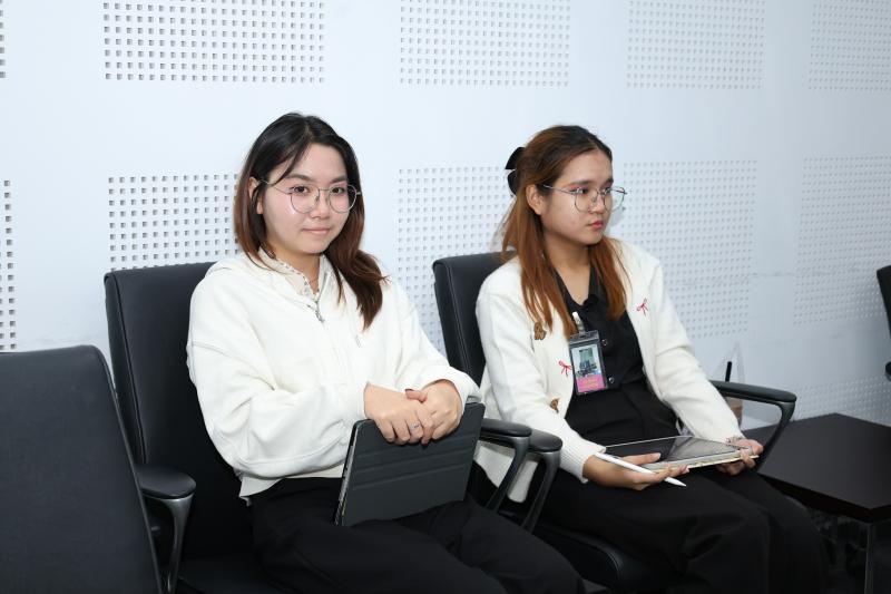 นางสาวสุนีย์ ศรีส�
