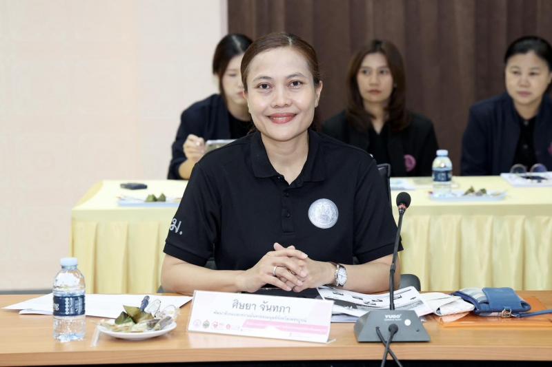 ปลัด พม. เป็นประธา�