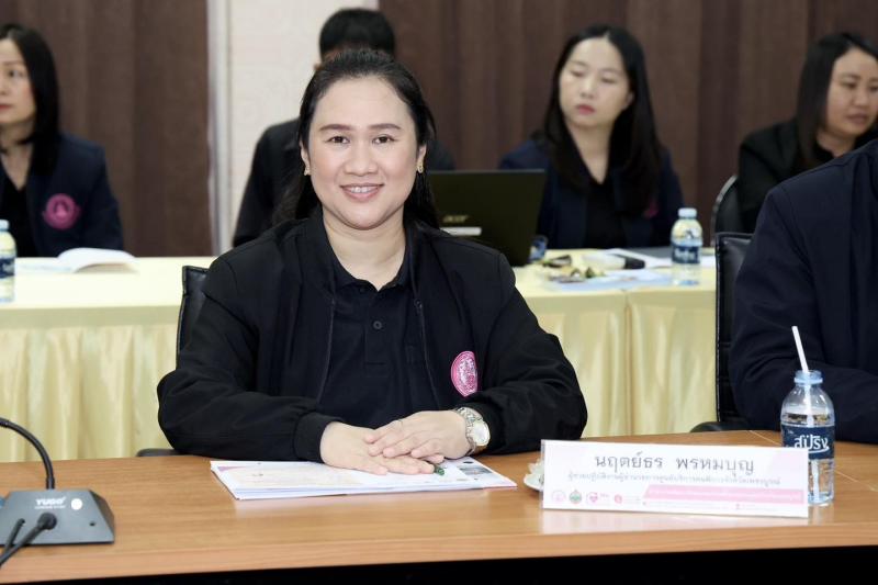 ปลัด พม. เป็นประธา�