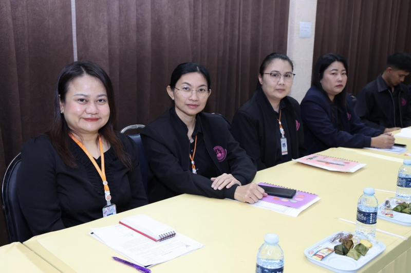 ปลัด พม. เป็นประธา�