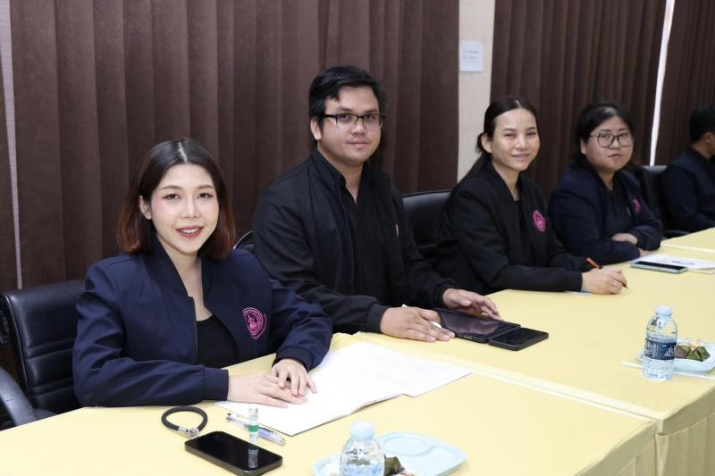 ปลัด พม. เป็นประธา�